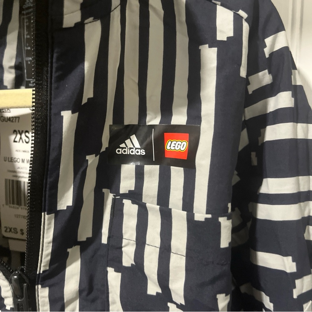 CK42 Adidas PrimeGreen LEGO Windbreaker Jacket Youth 2XS NEW Retail $80 - Picture 2 of 5